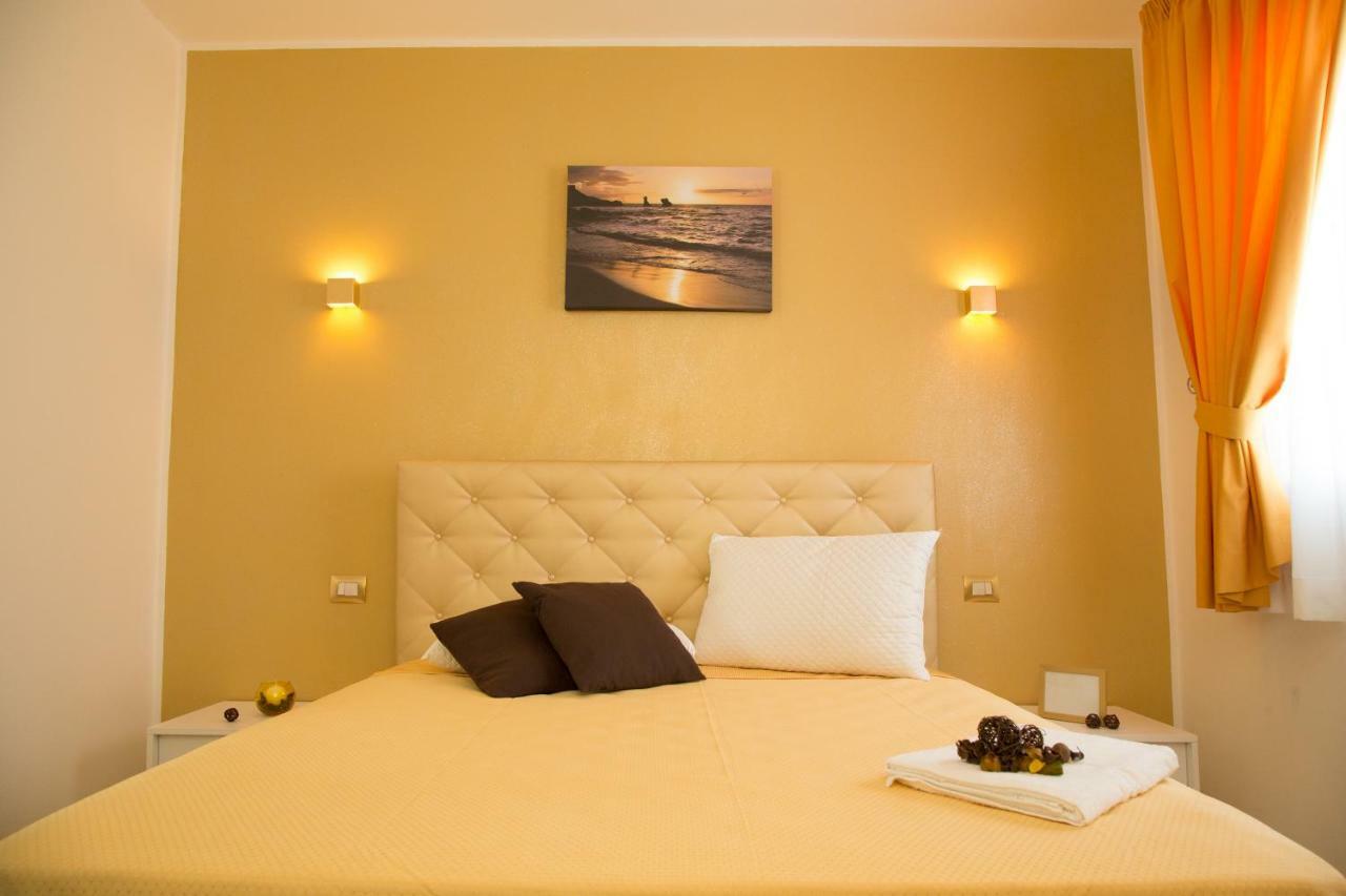 Charm Holiday Terrasini Kültér fotó