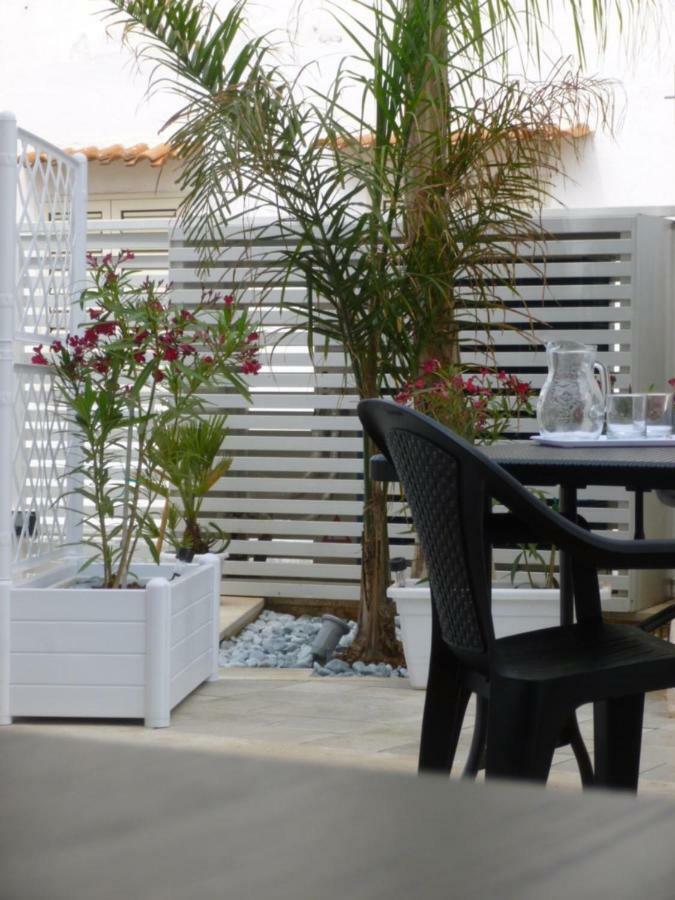 Charm Holiday Terrasini Kültér fotó