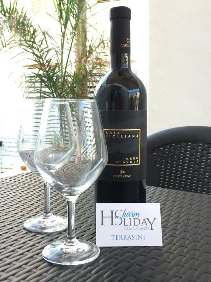 Charm Holiday Terrasini Kültér fotó